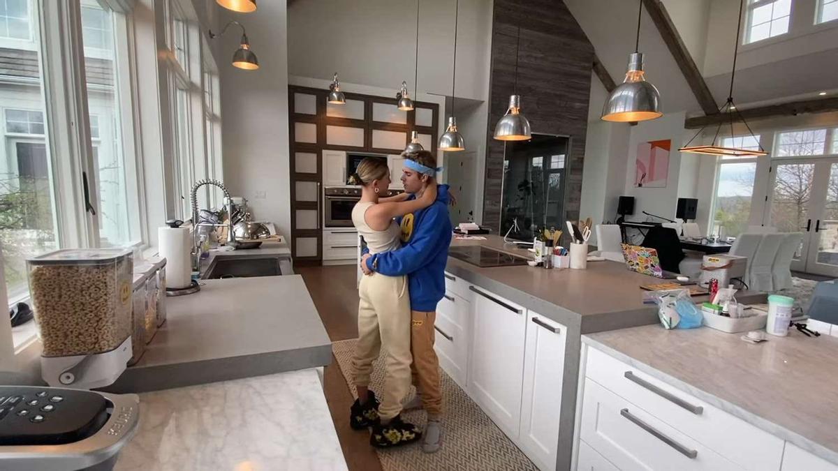 Detrás del glamour: Los secretos y curiosidades de Hailey Bieber 11 7c9266d5 c762 484f 8274 8f2682687091 16 9 discover aspect ratio default 0