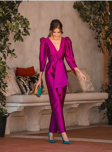 Estilos de vestir para ocasiones especiales: looks imprescindibles con traje tweed en tu closet 16 fb92772b7dc4d19de7fa3ef37c49c42c