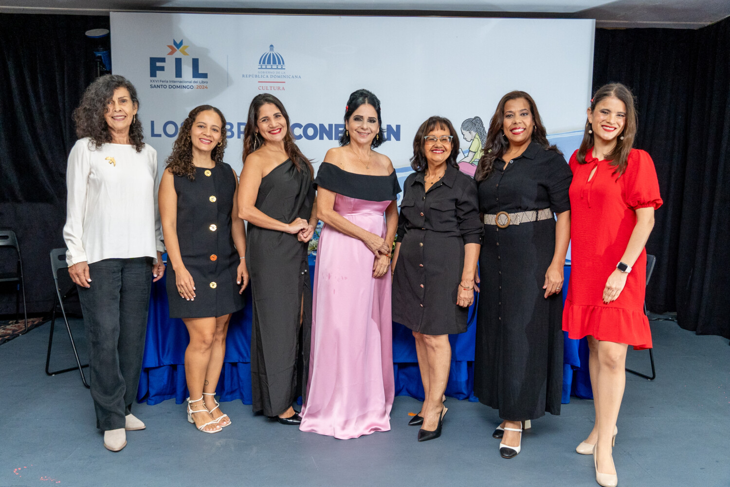 DSC01818 Principal Maria Luisa Valdez Laura BogaertLiusik CuelloAlexandra German MeloMargarita Pena Melo Ivanne Cuesta y Alexandra Castrillon G♀mez