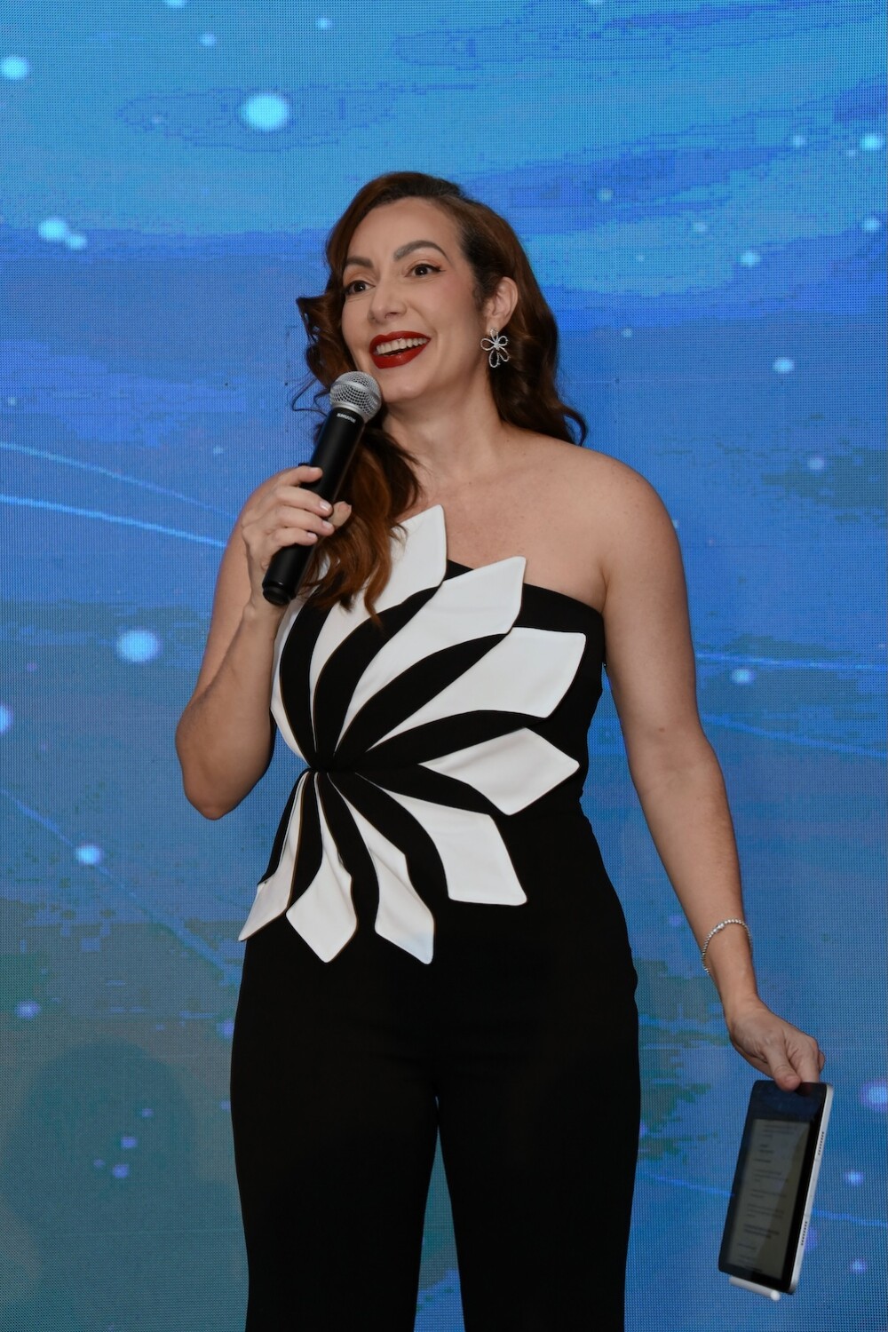 Miralba Ruiz maestra de ceremonia del evento 1