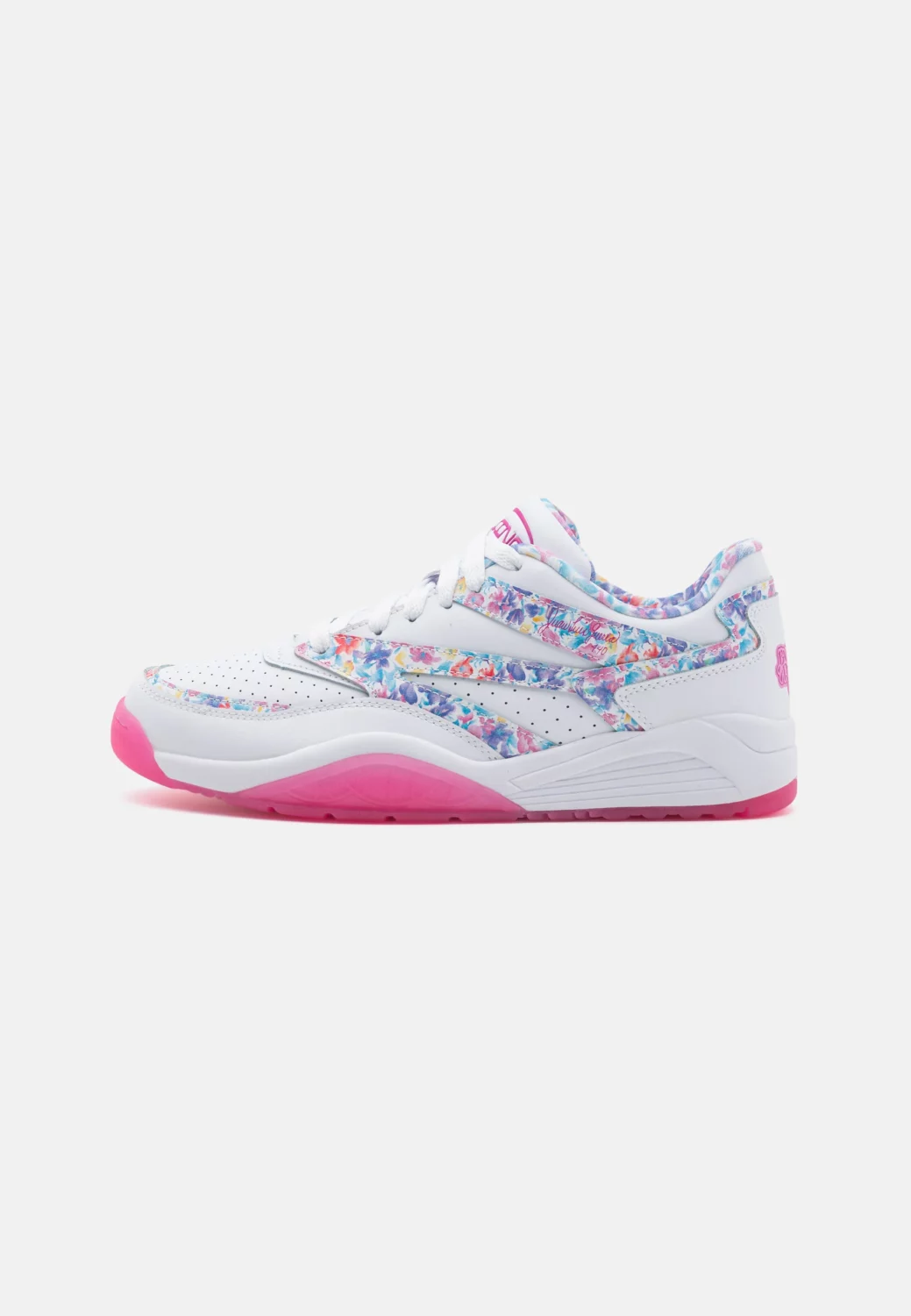 Los famosos tenis de Juan Luis Guerra y Ewing Athletics 2 ce31f0d677ee46edac4a0b2a4205a07f