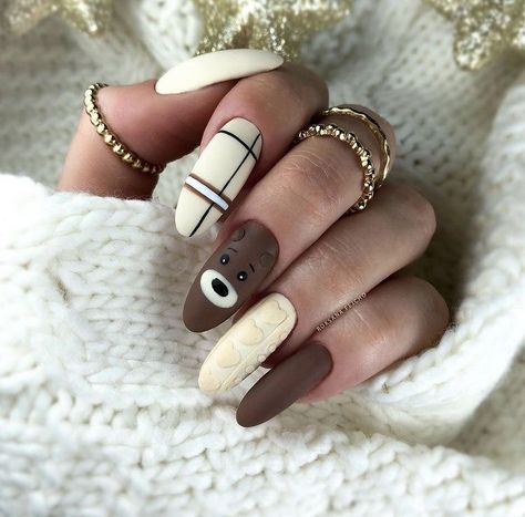 Diseños de uñas 2025: Mocha Mousse 13 38cad880475526b517dd1c54aad6fffe