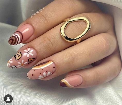 Diseños de uñas 2025: Mocha Mousse 17 8d1df6599d1e4b02feafc9d93ae5fc37