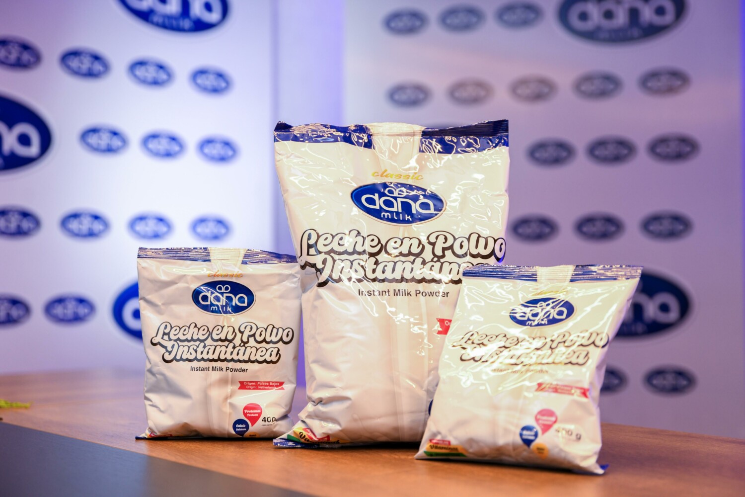 PRESENTACIONES NUEVA LECHE HOLANDESA ENTERA INSTANTANEA DANA