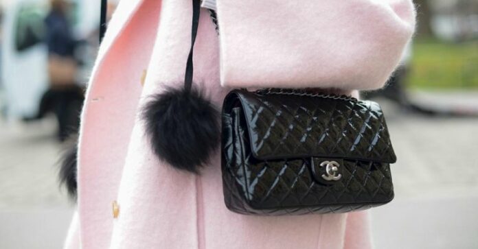 Chanel 2.55