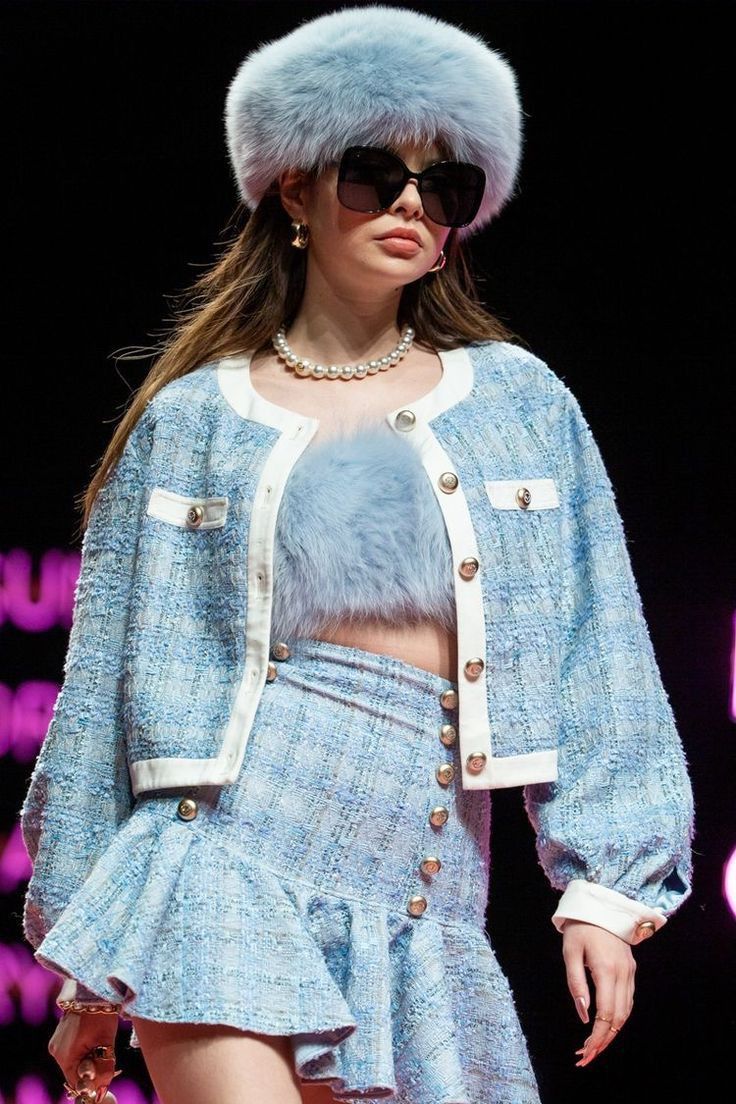 El traje Tweed de falda y chaqueta una prenda que empodera a la mujer 6 2af707565346e6d1075548f95df20bfb 1