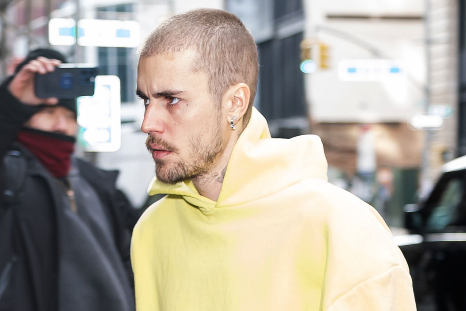 Qu Le Pasa A Justin Bieber Rumores De Divorcio Para 2025 Justin Bieber Shaved Head 013025 1