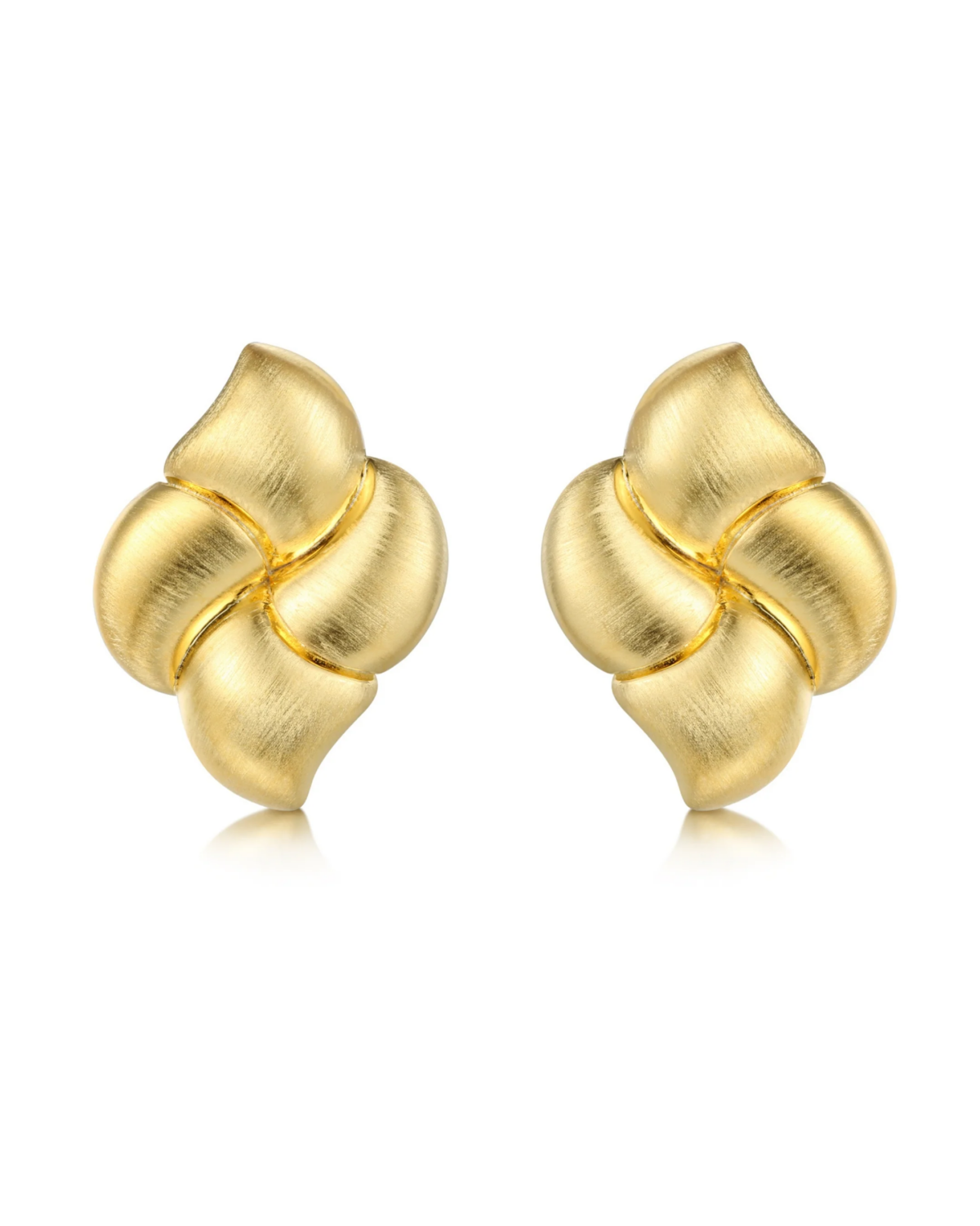 El poder de los accesorios detalles que transforman un look 9 pendientes de diseno