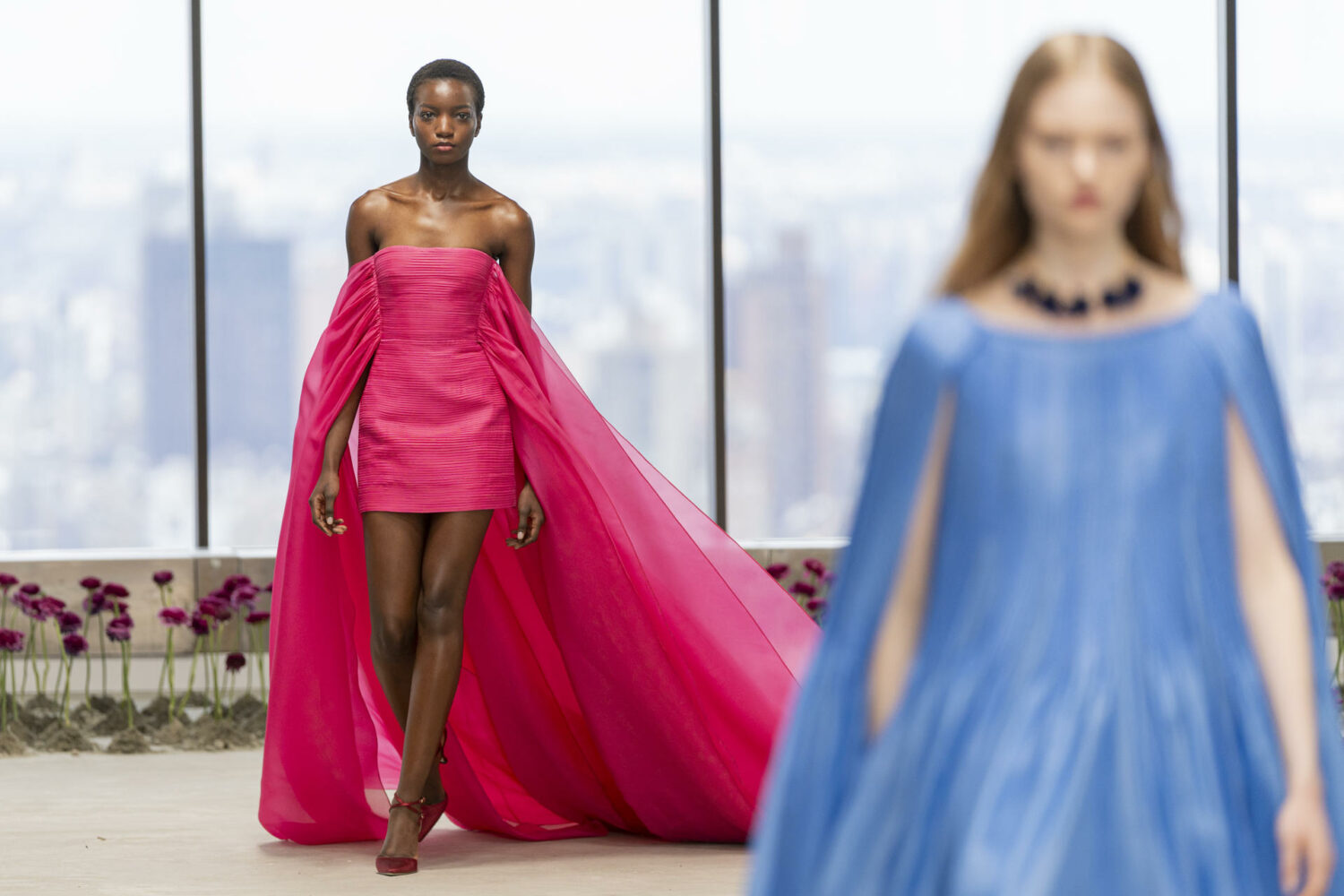 Carolina Herrera recrea un jardín de brillos y colores en la semana de moda de Nueva York 5 741326dd6c76a85fc1c87a6e607c7c722150ef80w