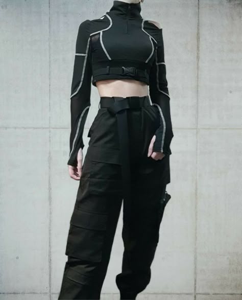 Techwear Futurista, la fusión entre moda y tecnología 13 a24ca1a79f71dee68b0fe22a001beeeb