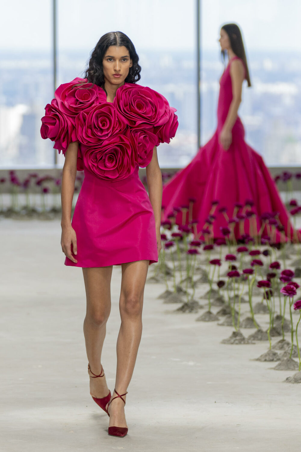 Carolina Herrera recrea un jardín de brillos y colores en la semana de moda de Nueva York 1 Carolina Herrera