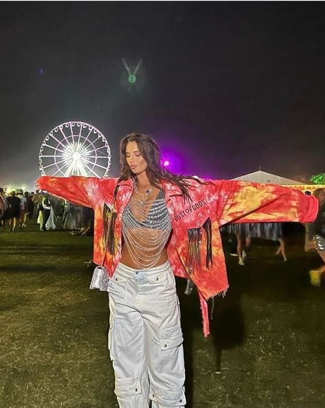 Outfits para festivales de música electrónica y alternativa 1 3f23cd94079f5d14b0a88ca14a5e36a0