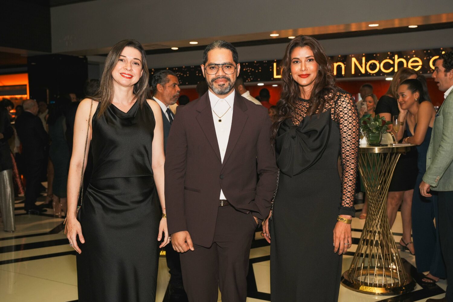 4 Mariana Vargas Danilo Reynoso y Evelyna Rodriguez