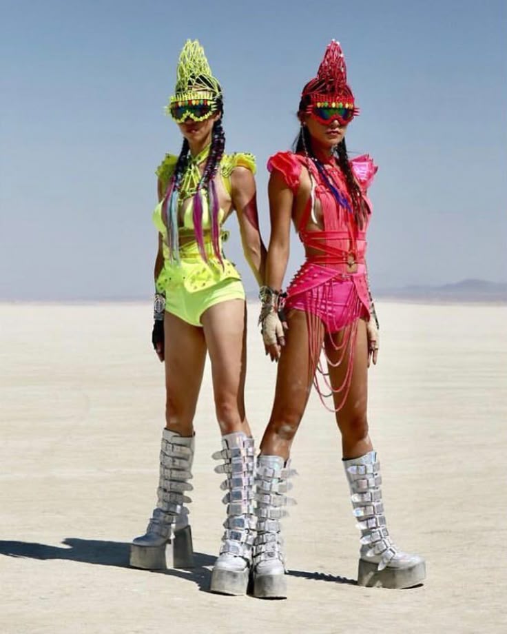 Outfits para festivales de música electrónica y alternativa 6 4552b1d2c44cd398e789f9ef7adefcfc