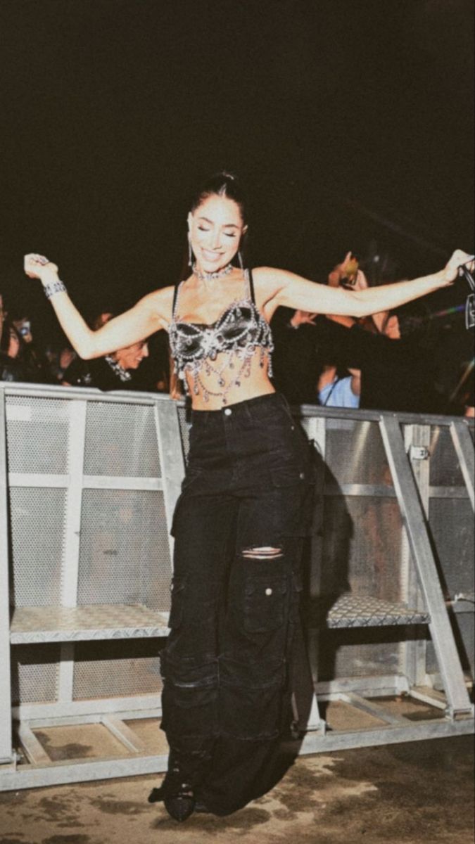 Outfits para festivales de música electrónica y alternativa 22 4a65f1308aa87a1533cbb1c4c833db59