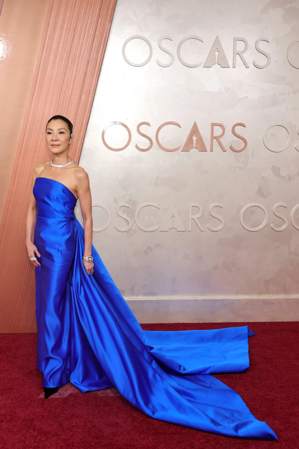 Los vestidos joya de Demi More y Selena Gómez los más admirados de los Óscar 7 GettyImages 2202914969 1