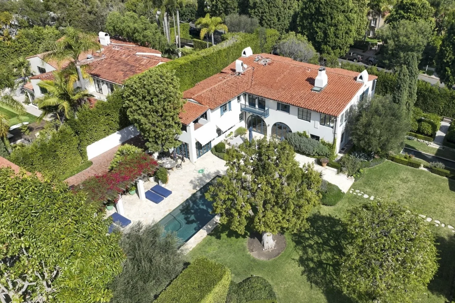 Mansion de benny y selena