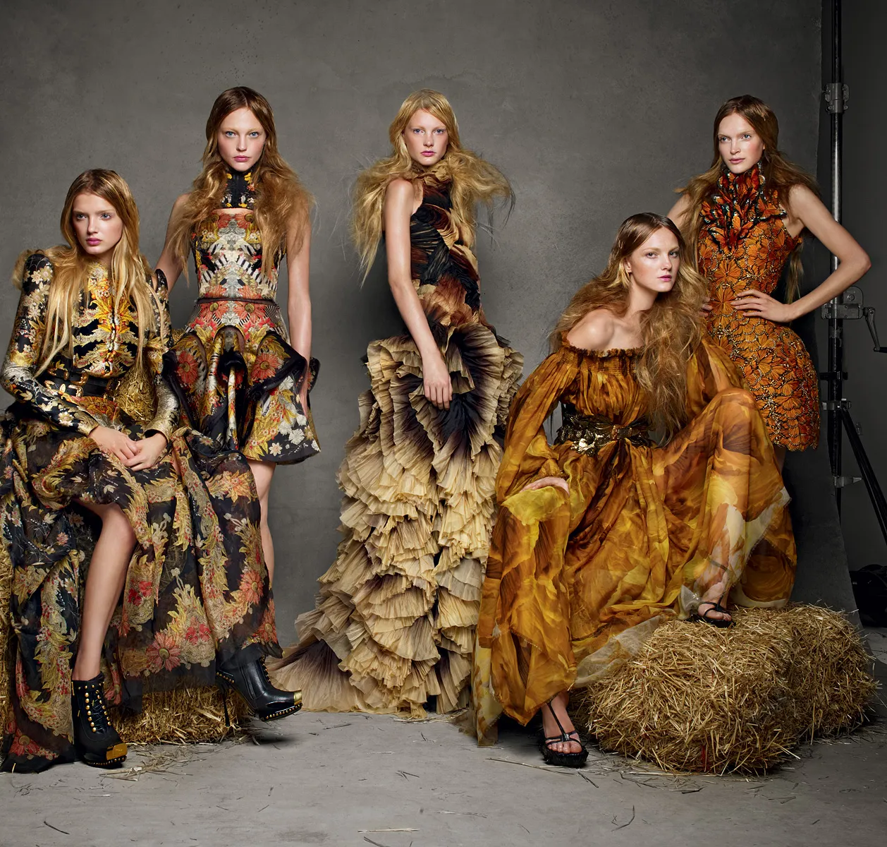 Alta costura: Sillas vacías y cambios drásticos en las direcciones creativas 6 img alexander mcqueen 09570788752