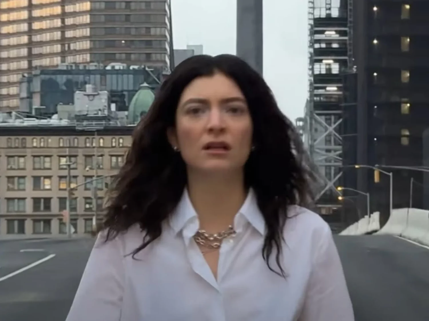 4K8FQ1K Lorde8 jpg