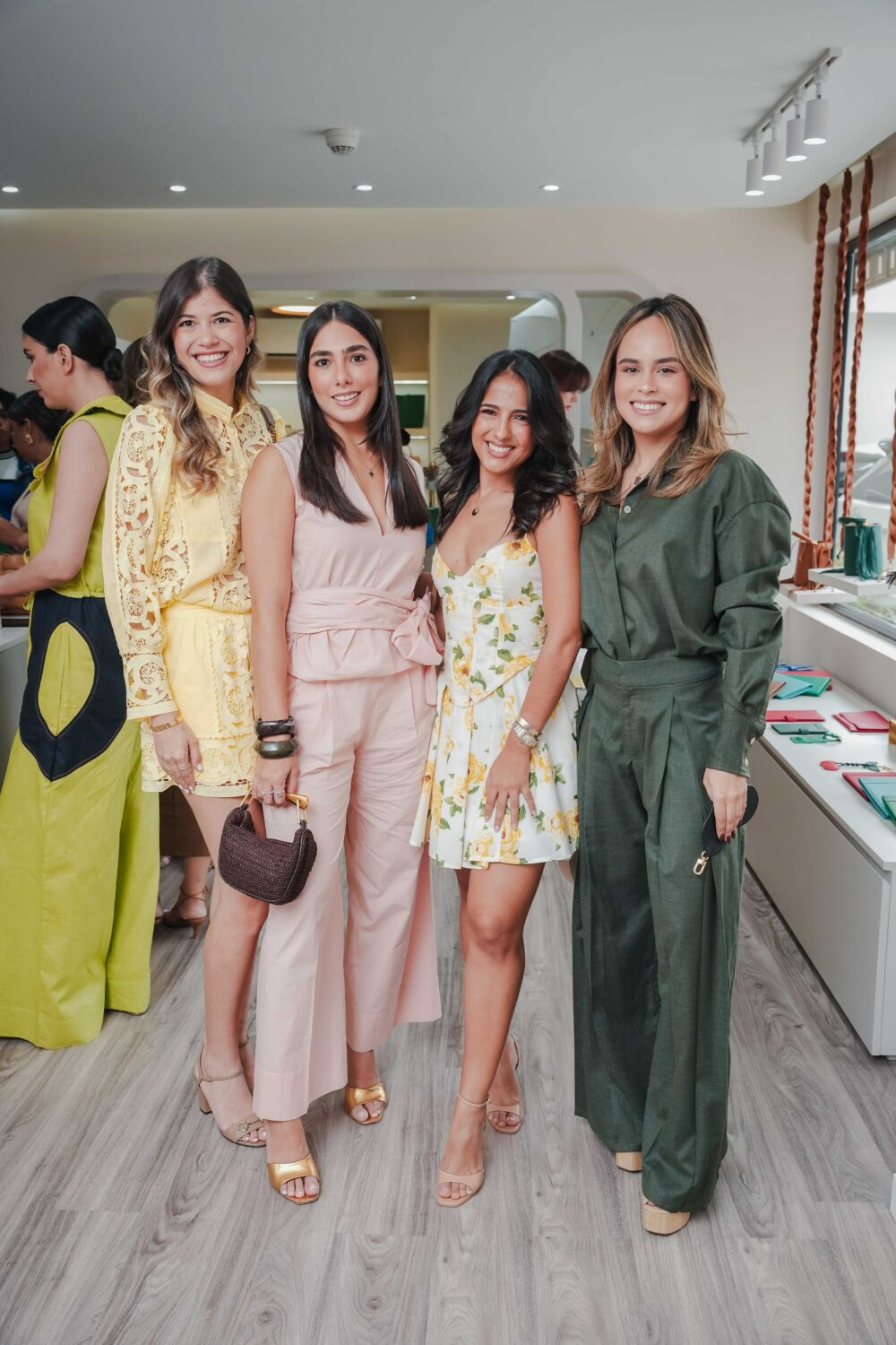 FIORI lanza su sede central “Casa FIORI” con recorrido artesanal y experiencia única 6 Beatriz Abud Gabriella De La О Paloma De La Cruz y Dhayra Hernandez 1