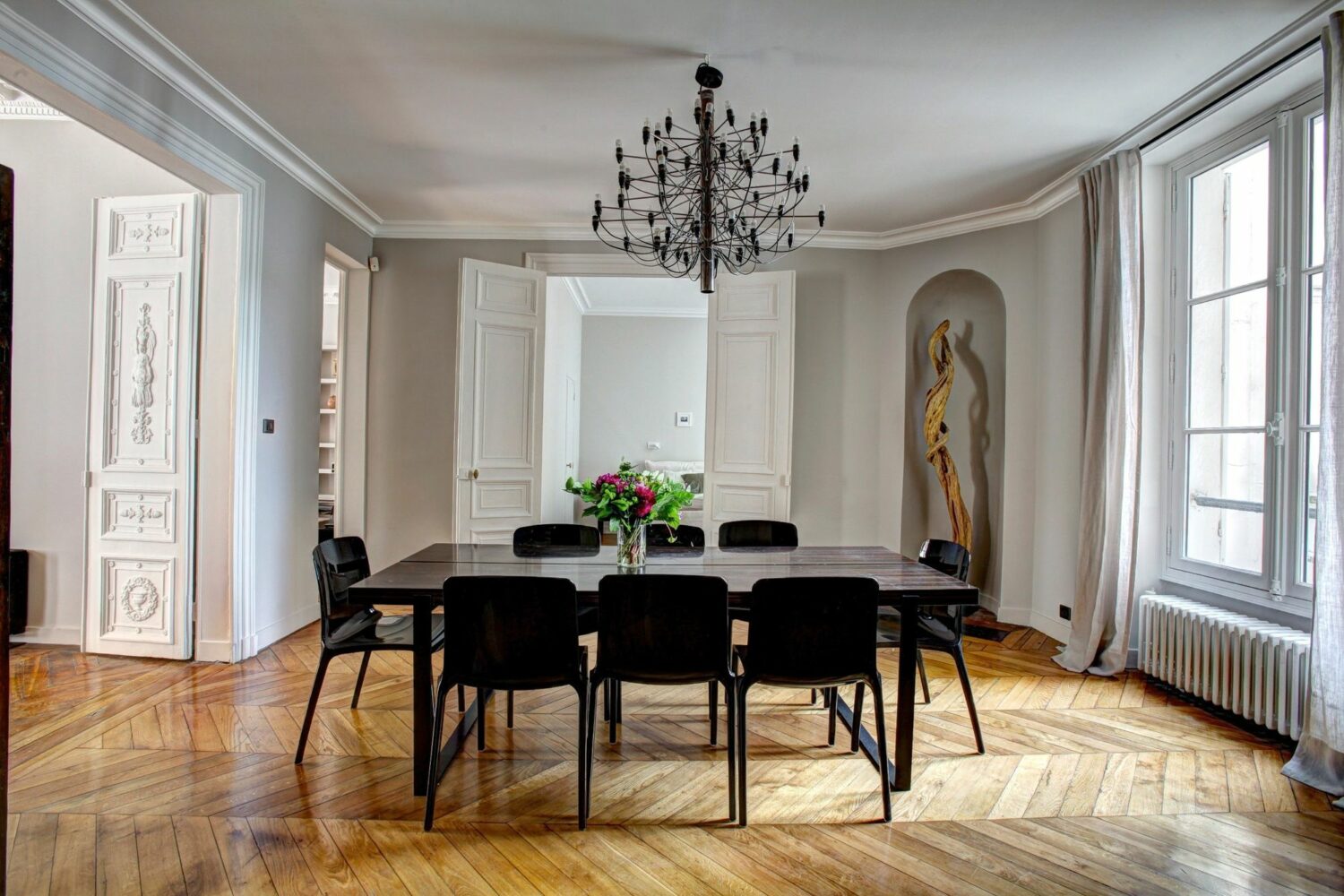 Decoración con alma viajera: ideas para transformar tus espacios 6 Comedor paris