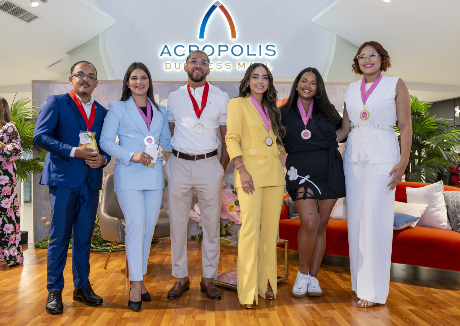 Historias que inspiran: una iniciativa que resalta el liderazgo joven en RD 4 DSC03446 Mejorado NR