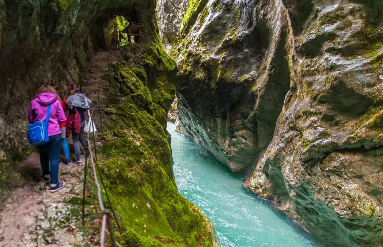 Tolmin gorge scaled 2