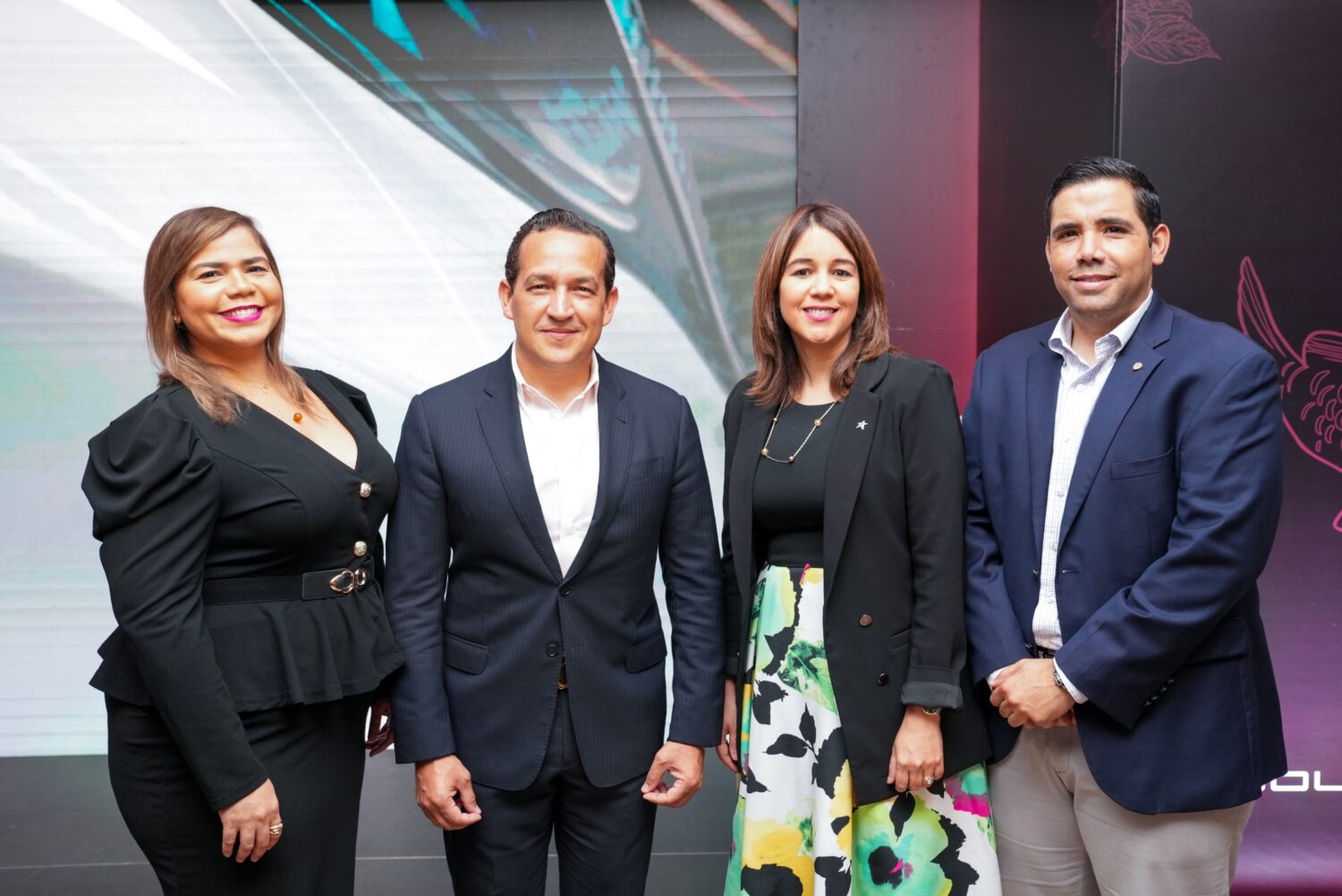Soueast llega a República Dominicana este 2025 3 2902 Pamela Gomez Yasser Gonzalez Marielyn Portorreal y Hanoc Reyes