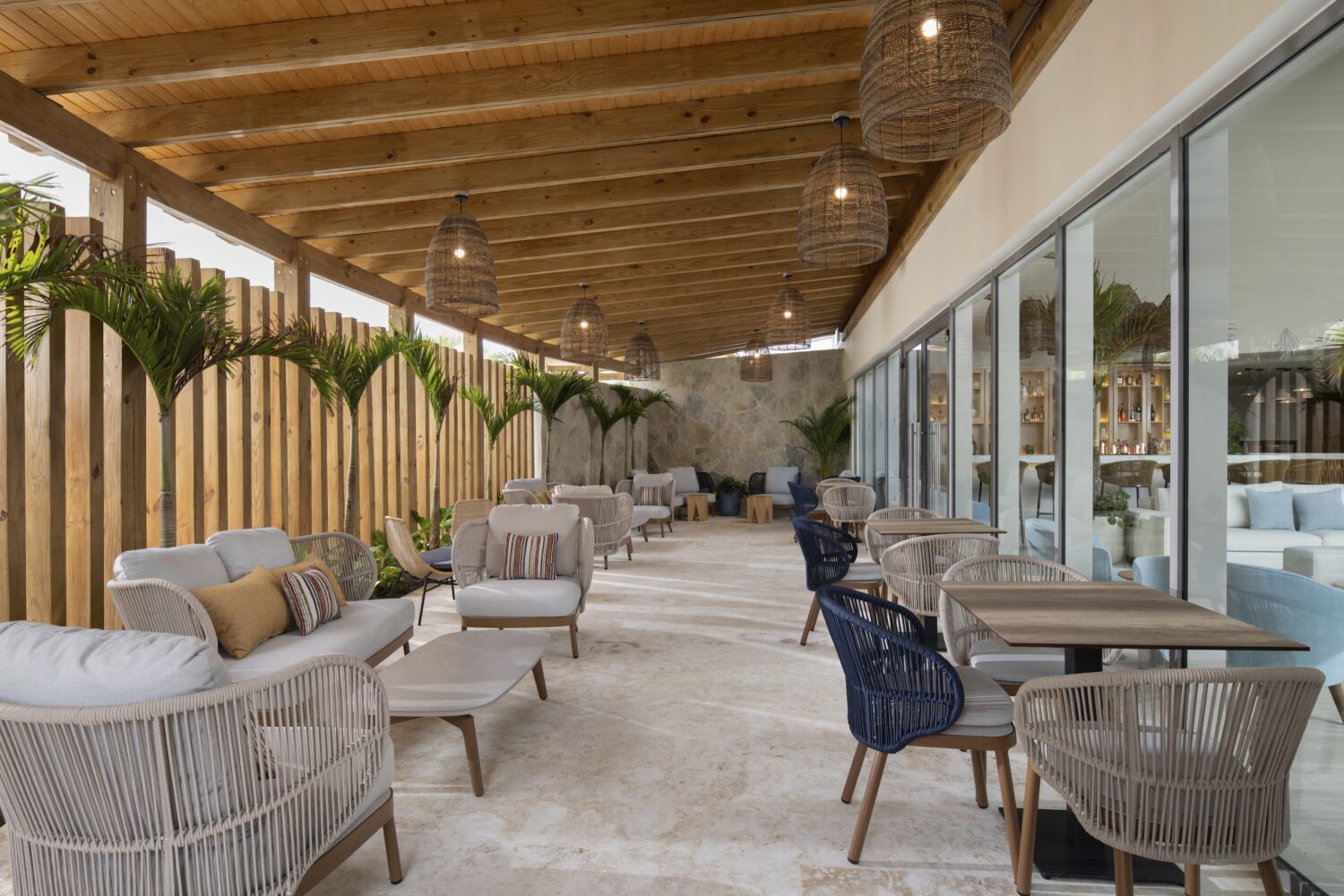 La marca JdV by Hyatt debuta en el Caribe con el Royal Beach Hotel Punta Cana 5 Lobby Terrace 2 1