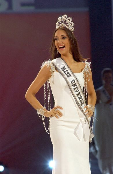 Amelia Vega x Leonel Lirio