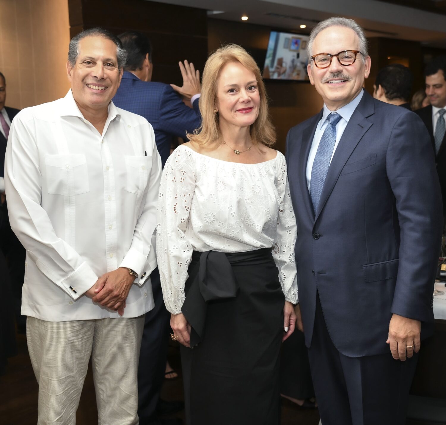 13 Juan Enrique Alvarez Ivette Morales y Eugenio Baittiner