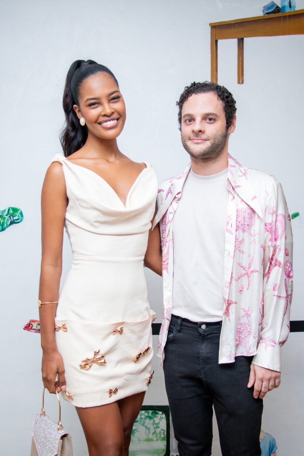 6311 Delia Mejia y Antonio Alvarez 1 1