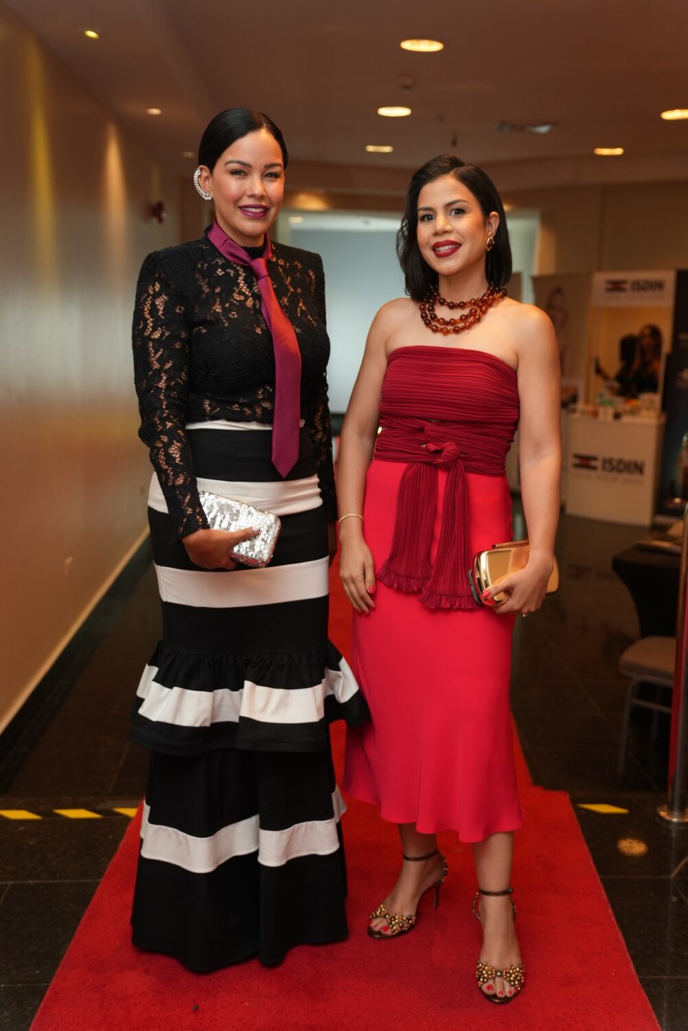 DSC00497 Karina Ortiz y Laura Villanueva