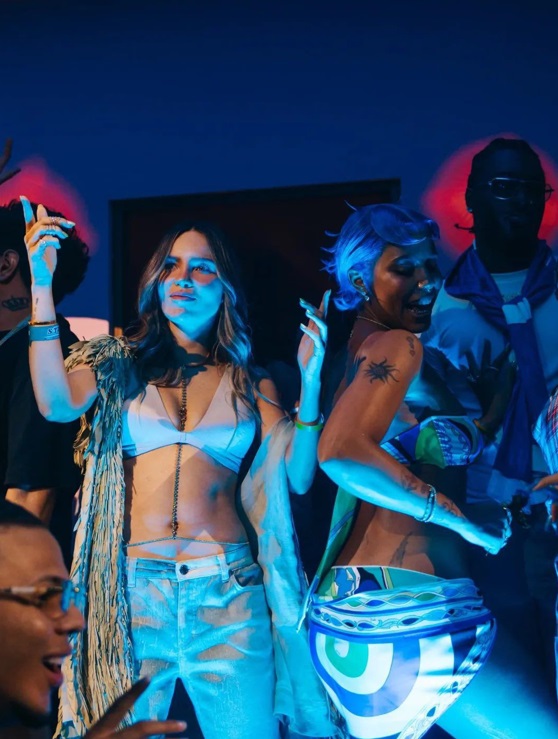 Tokischa sorprende en la residencia de Bad Bunny 2 Sin titulo