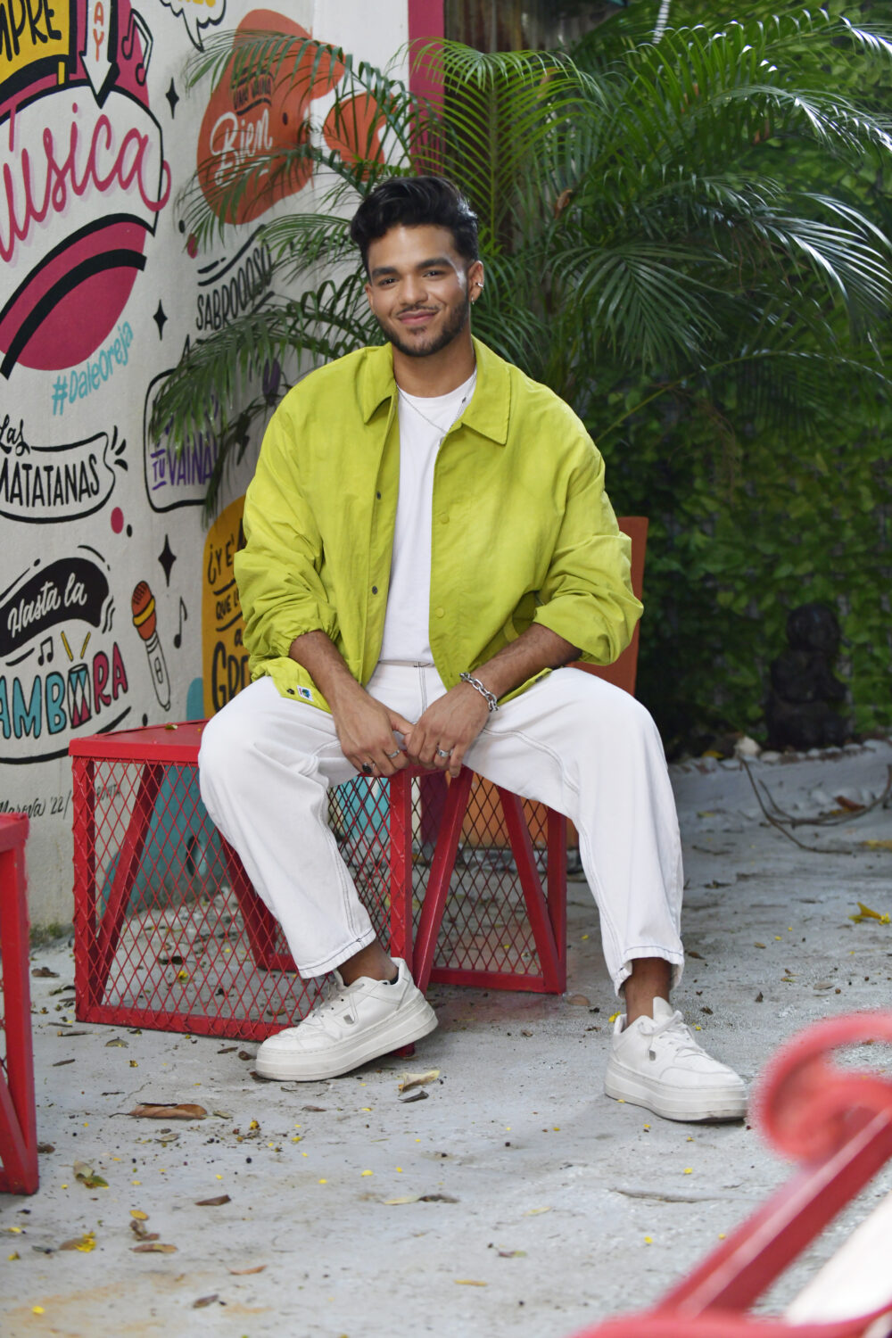 Yohan Amparo: “No hay ninguna sensación que yo haya disfrutado más aparte de cantar en vivo que estar en un estudio casi todos los días durante un mes” 1 Yohan