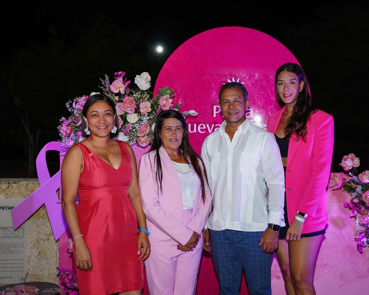 1 FOTO PRINCIPAL ROSY SANTANAALCALDESA DE RAMON SANTANA SANTA VALDEZ DR. ALEJANDRO MORA E IRINA PEGUERO 1