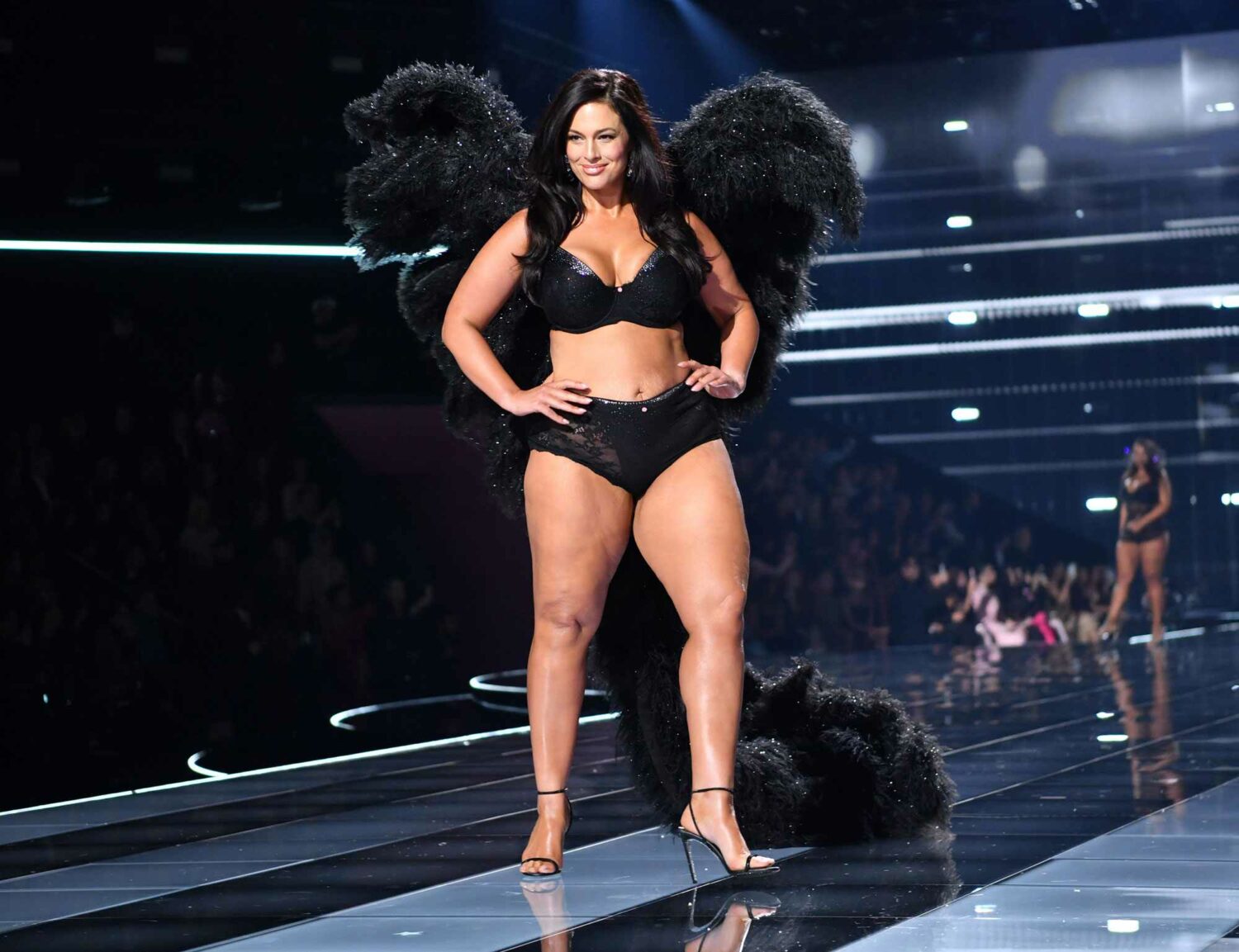Victoria’s Secret Fashion Show 2025 8 Ashley Graham vs fashion show 2025 101525 2 9123ccc0a9984500b361b831a63a5d82