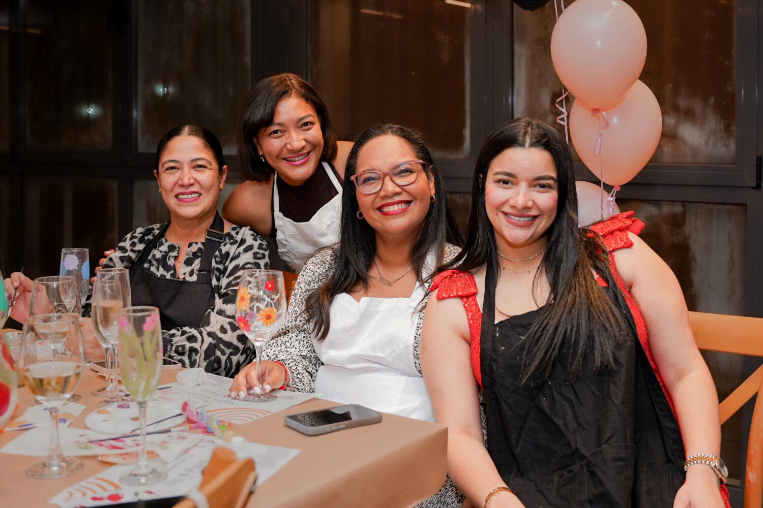 FOTO PRINCIPAL ROSA ZAPATA ROSSY SANTANA CARMEN ASTACIO LADY DIANA MARTINEZ 1