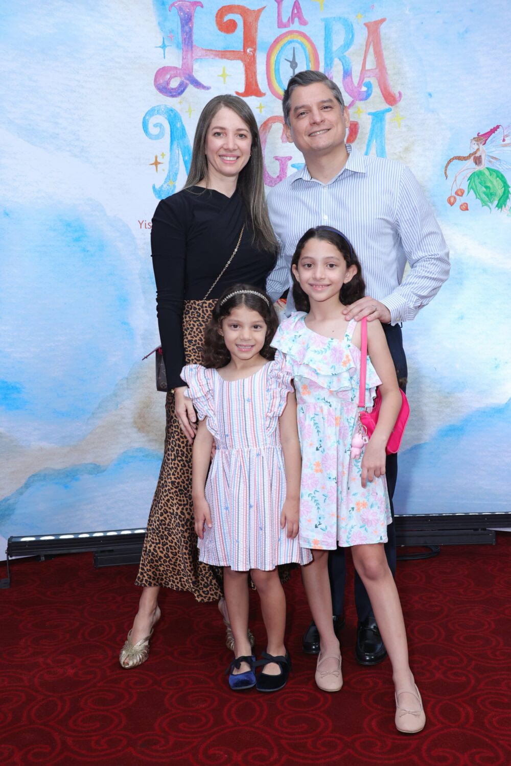 Laura Perallon Carlos Cabrera Isabella y Camila Cabrera