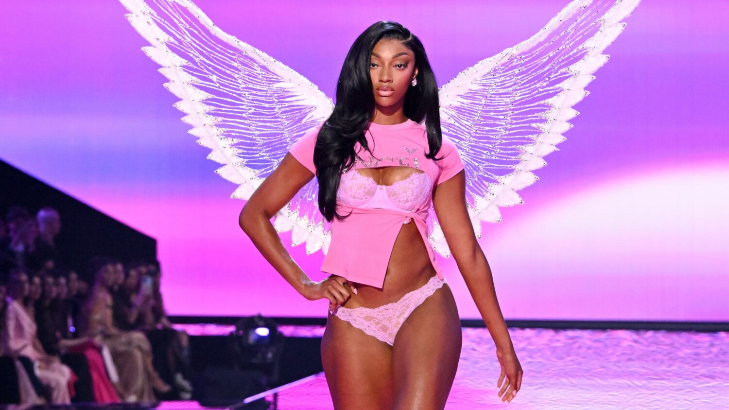 Victoria’s Secret Fashion Show 2025 2 Fashion Show