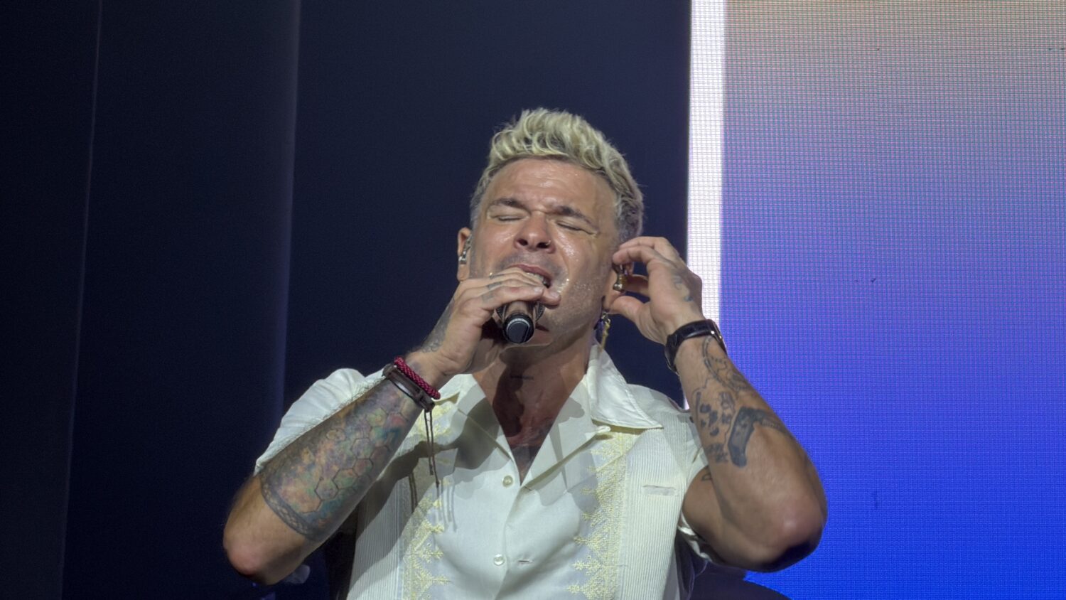Pedro Capó conquista fanaticada dominicana con gira “La Carretera” 2 PC 6 1