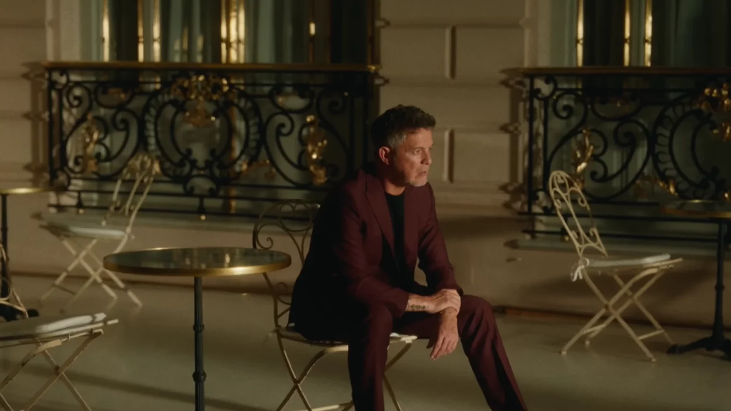 Los ganadores de la 26º edición de los Latin Grammy 2 alejandro sanz videoclip palmeras jardin 98