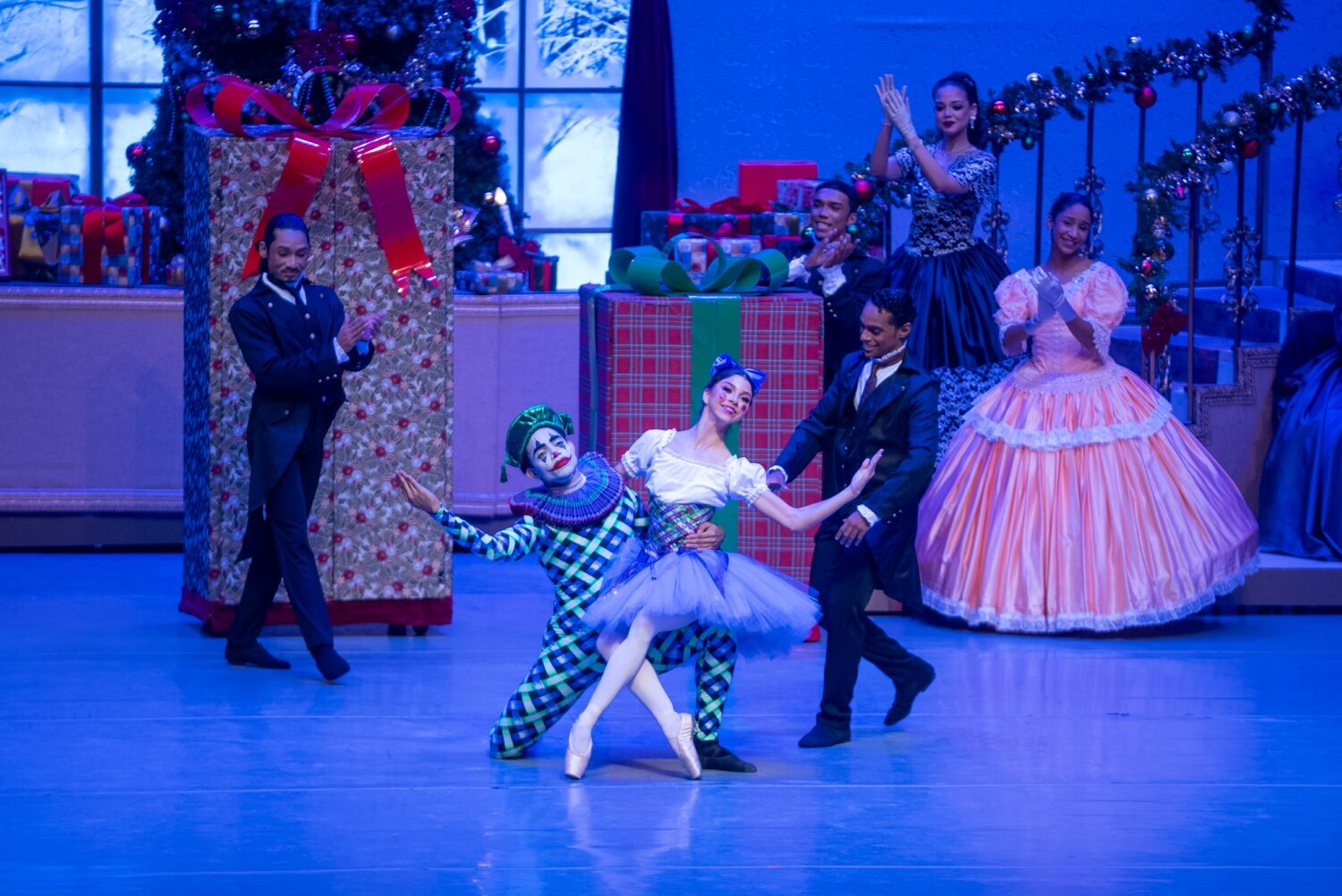 “El Reino del Cascanueces” se presentó a casa llena en el Teatro Nacional 2 DSC06622