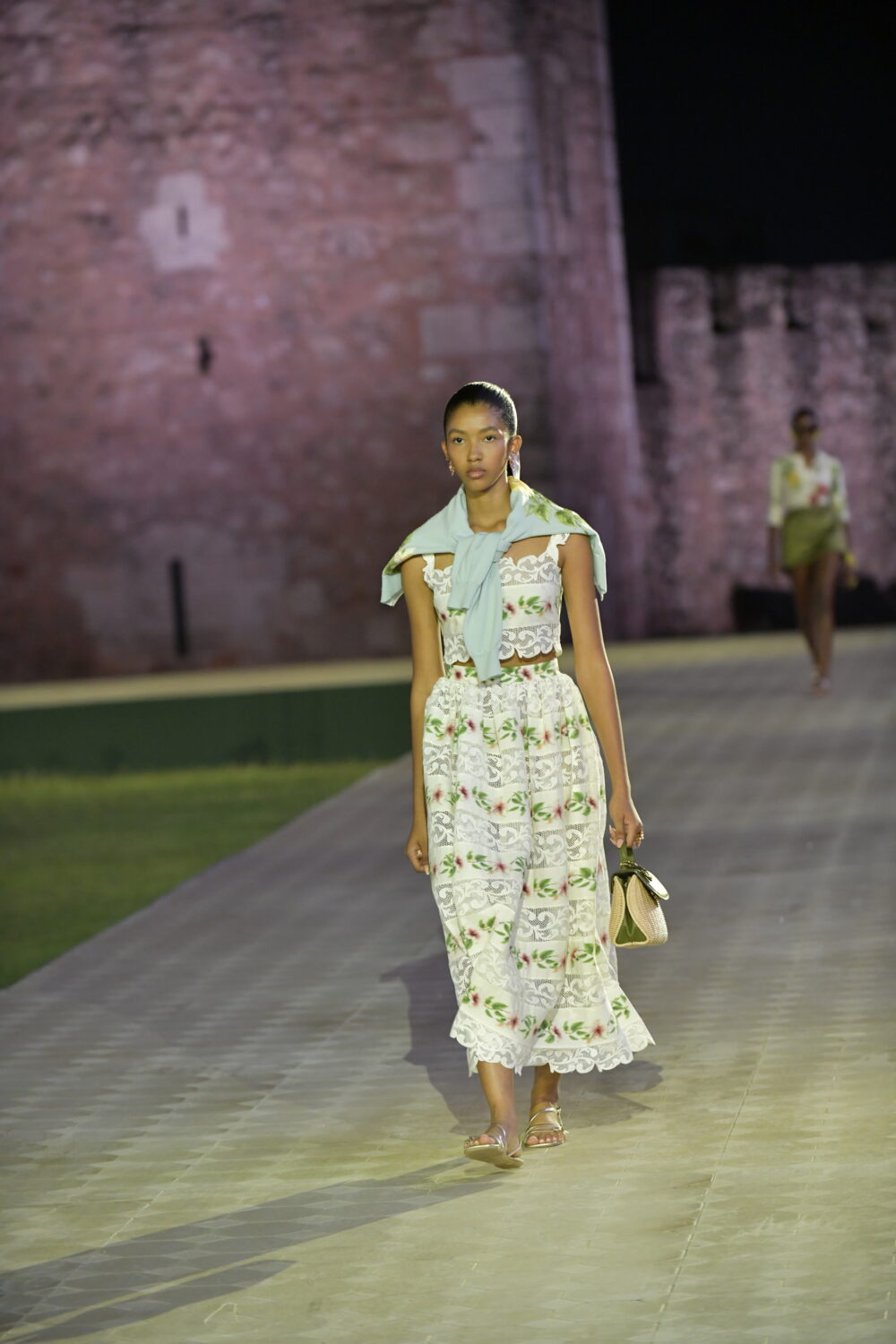 La dominicanidad y autenticidad en cada prenda; Oscar de la Renta Pre-Otoño un espectáculo visual 11 JCP0006
