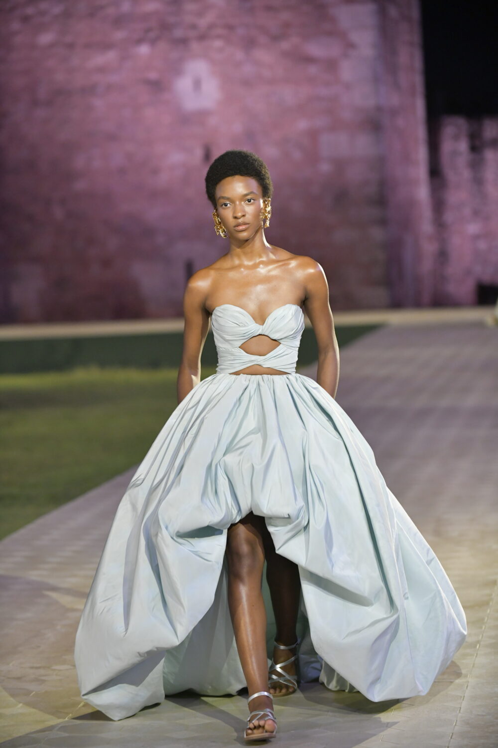 La dominicanidad y autenticidad en cada prenda; Oscar de la Renta Pre-Otoño un espectáculo visual 21 JCP0041