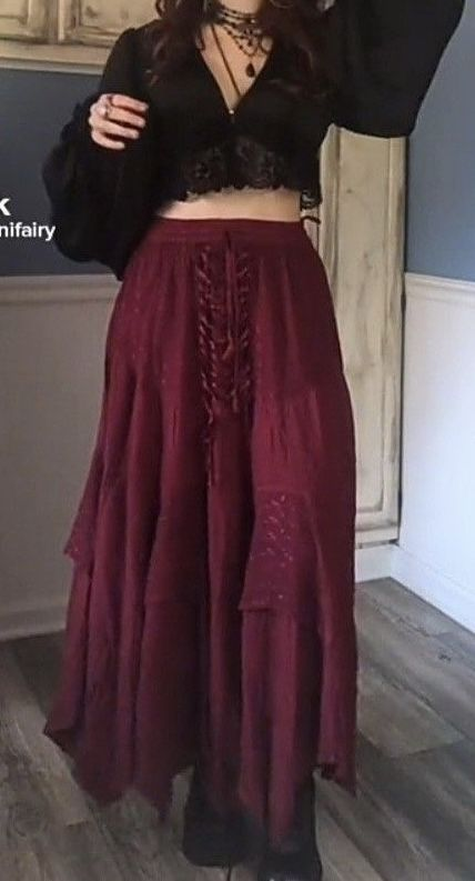 Faldas boho largas con botas: el regreso del espíritu libre que marcará el 2026 6 image 21