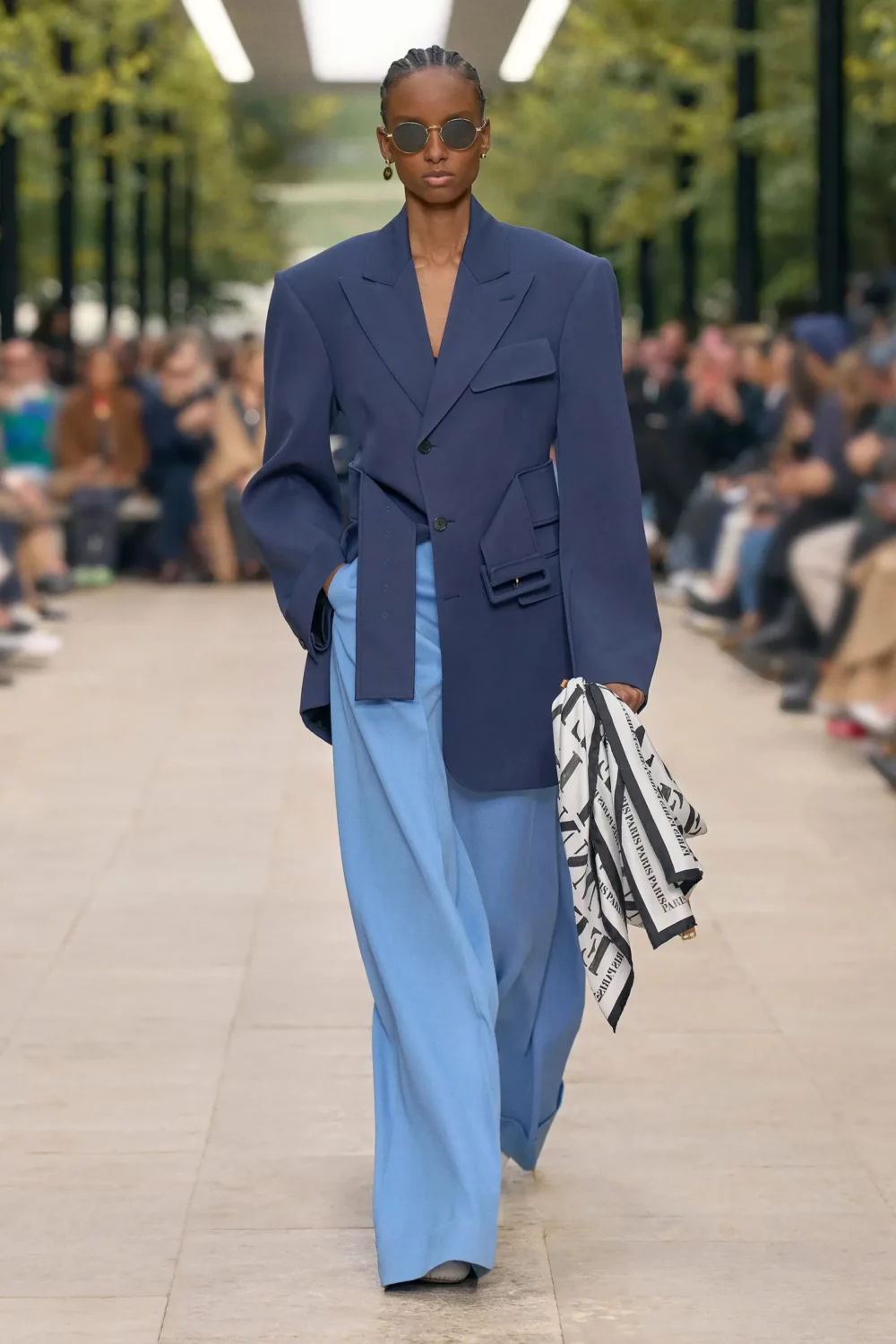 Moda en 2026: dos generaciones, dos miradas, un mismo lenguaje 8 Moda en 2026