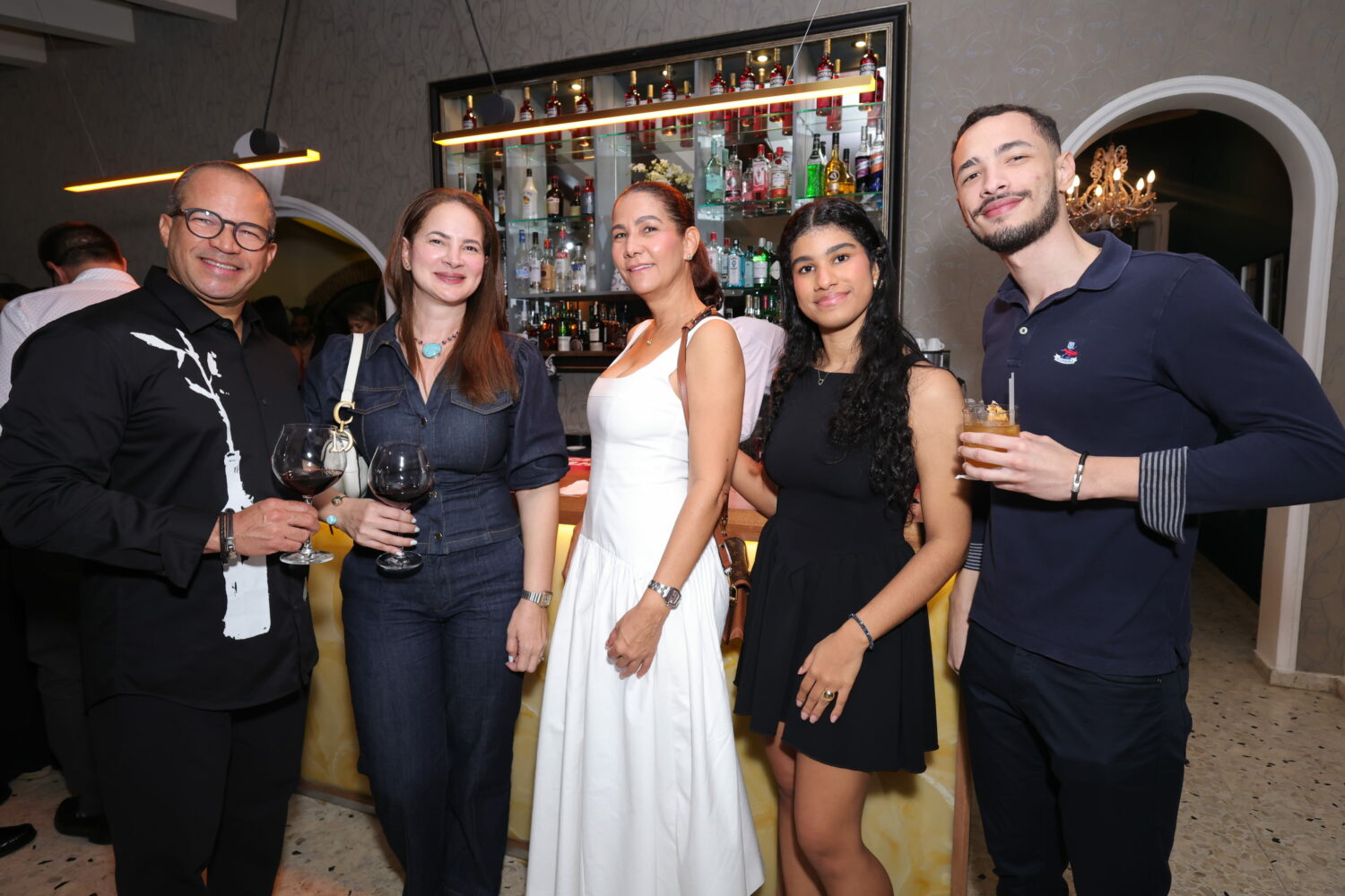 Ellis Terrero Grace Frometa Alexandra Vidal Camila Suarez y Ryan Terrero 1
