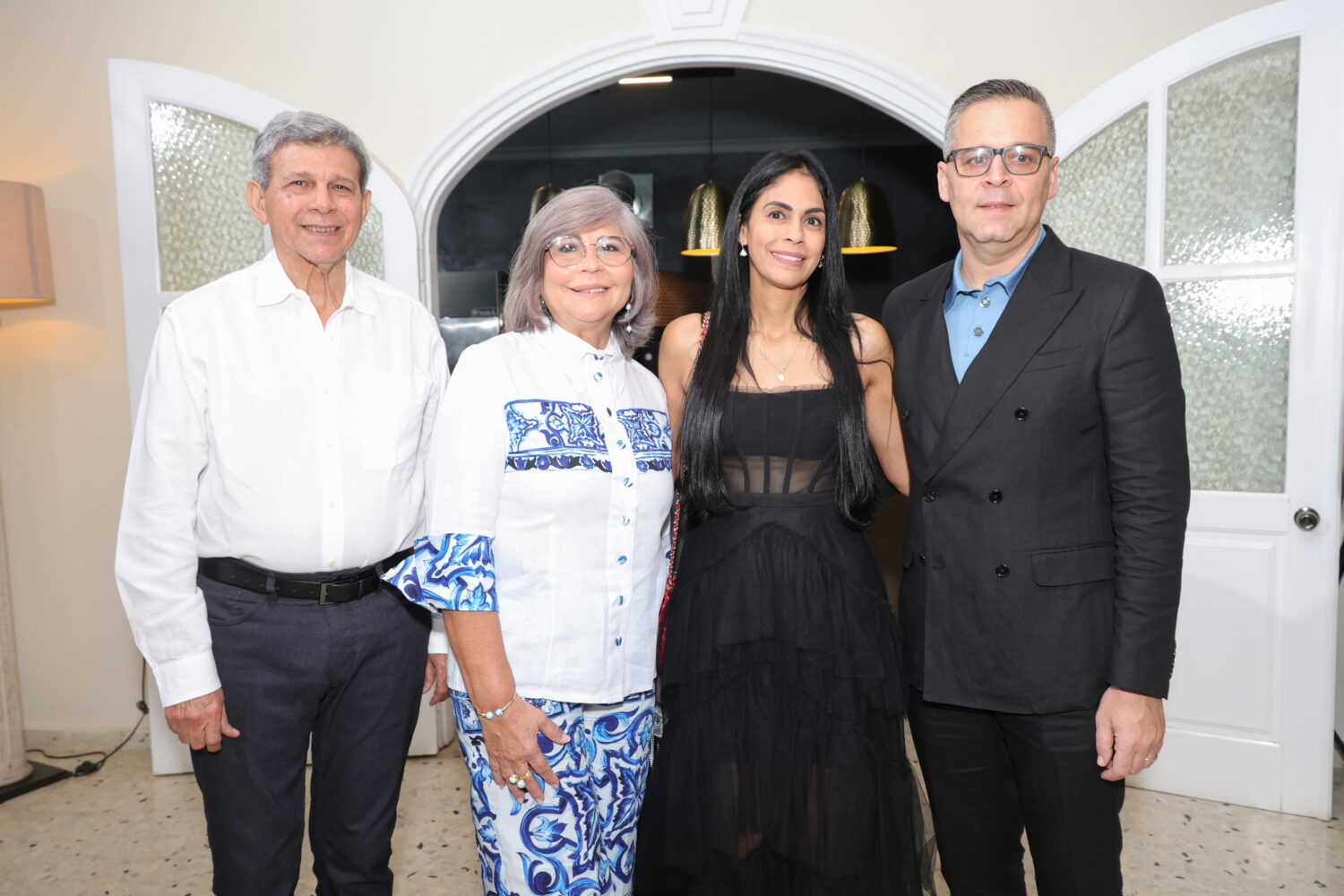 Hugo Buenos Pascal Luisa Abate Jacqueline Moronta y Massimiliano Atrigna