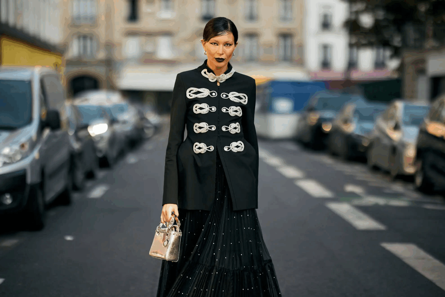La Chaqueta Napoleónica una prenda que reinventa el lujo en 2026 1 Chaqueta napoleónica un must have en 2026